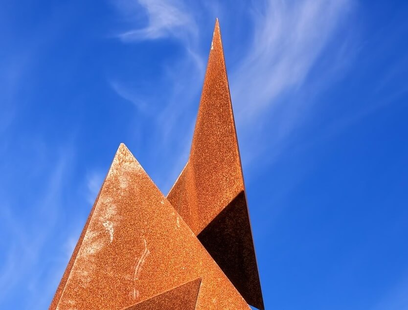 Ferrous vs Non-Ferrous Metals: Iron In or Out?